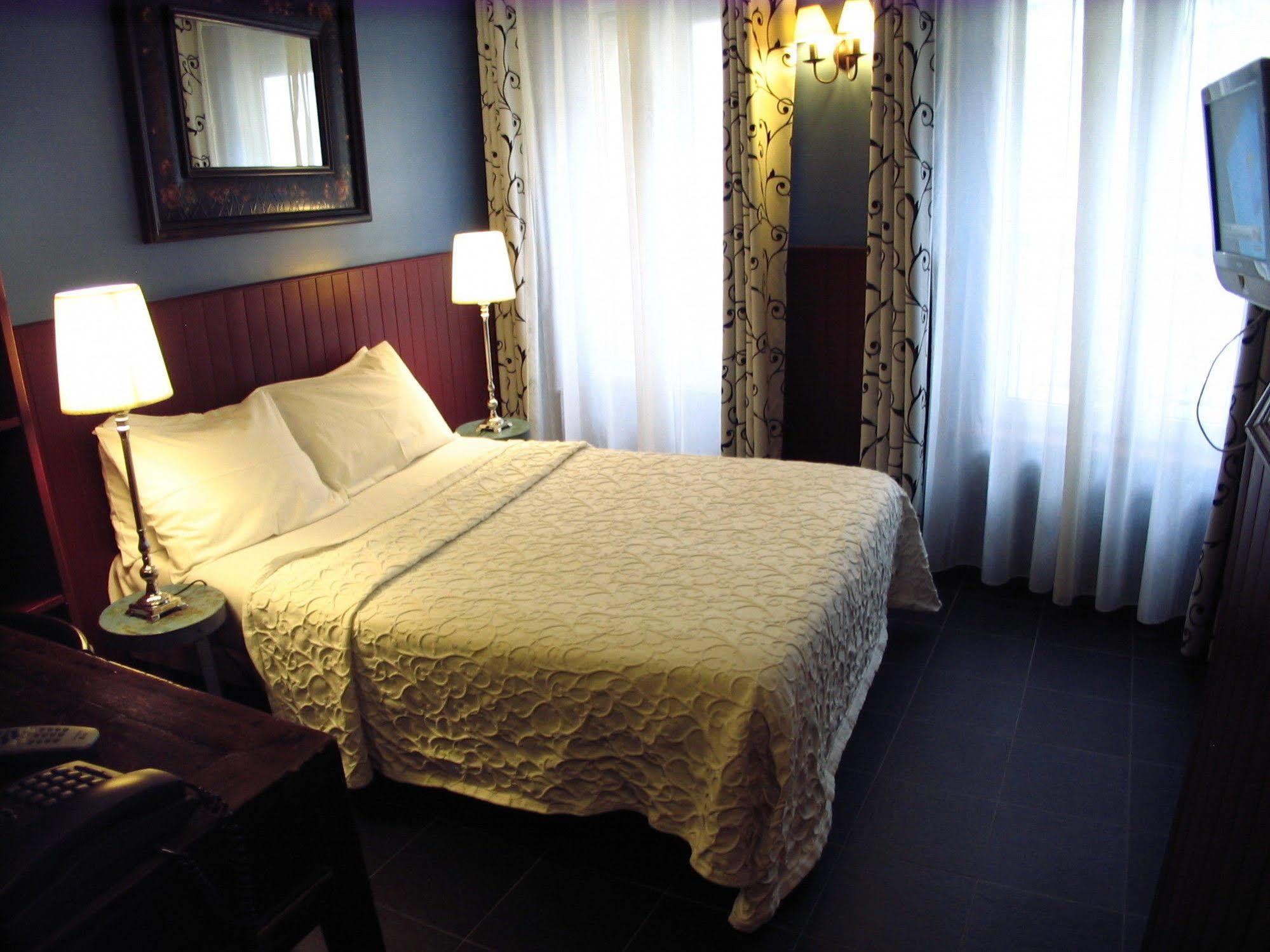 Hotel Monte-Carlo Paris Dış mekan fotoğraf
